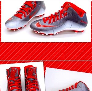 Football cleats